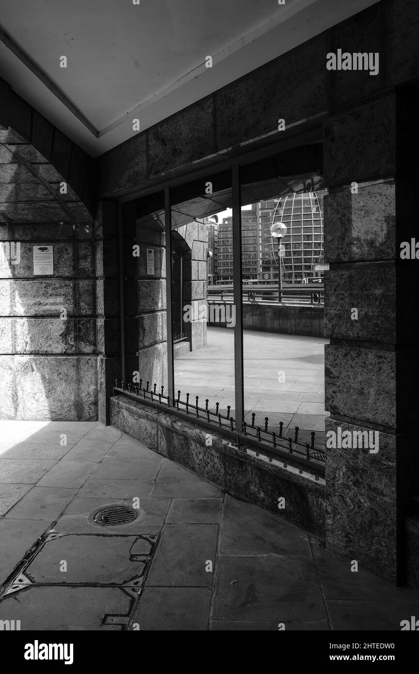 Street photography in London in Black and white Stock Photo - Alamy