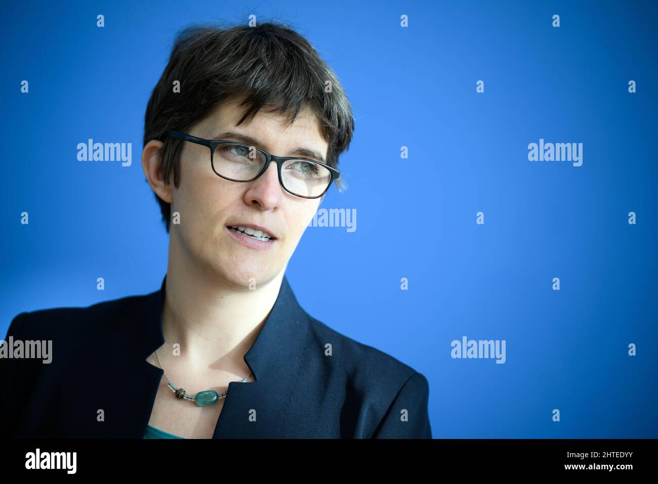 Berlin, Germany. 28th Feb, 2022. Anna Lührmann (Bündnis 90/Die Grünen), Minister of State at the Federal Foreign Office, speaks at a press conference on the national launch of the 6th Assessment Report of the Intergovernmental Panel on Climate Change (IPCC). The report of the IPCC, also known as the Intergovernmental Panel on Climate Change, summarizes the scientific state of the art on the scientific basis of climate change, its causes and extent. Credit: Bernd von Jutrczenka/dpa/Alamy Live News Stock Photo