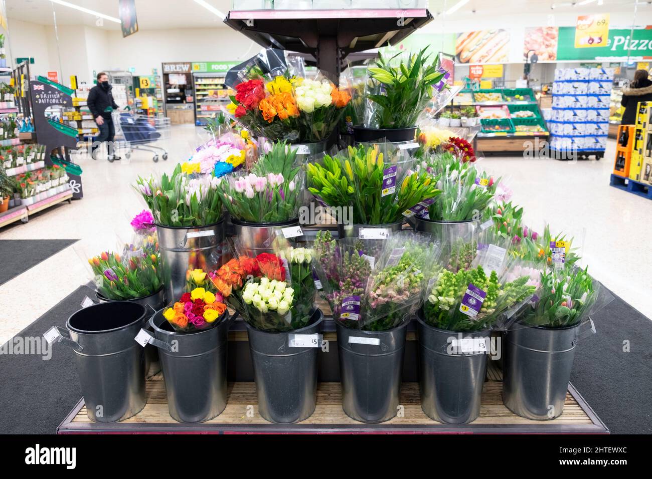 Floral florist display of cut flowers grown in British nurseries on