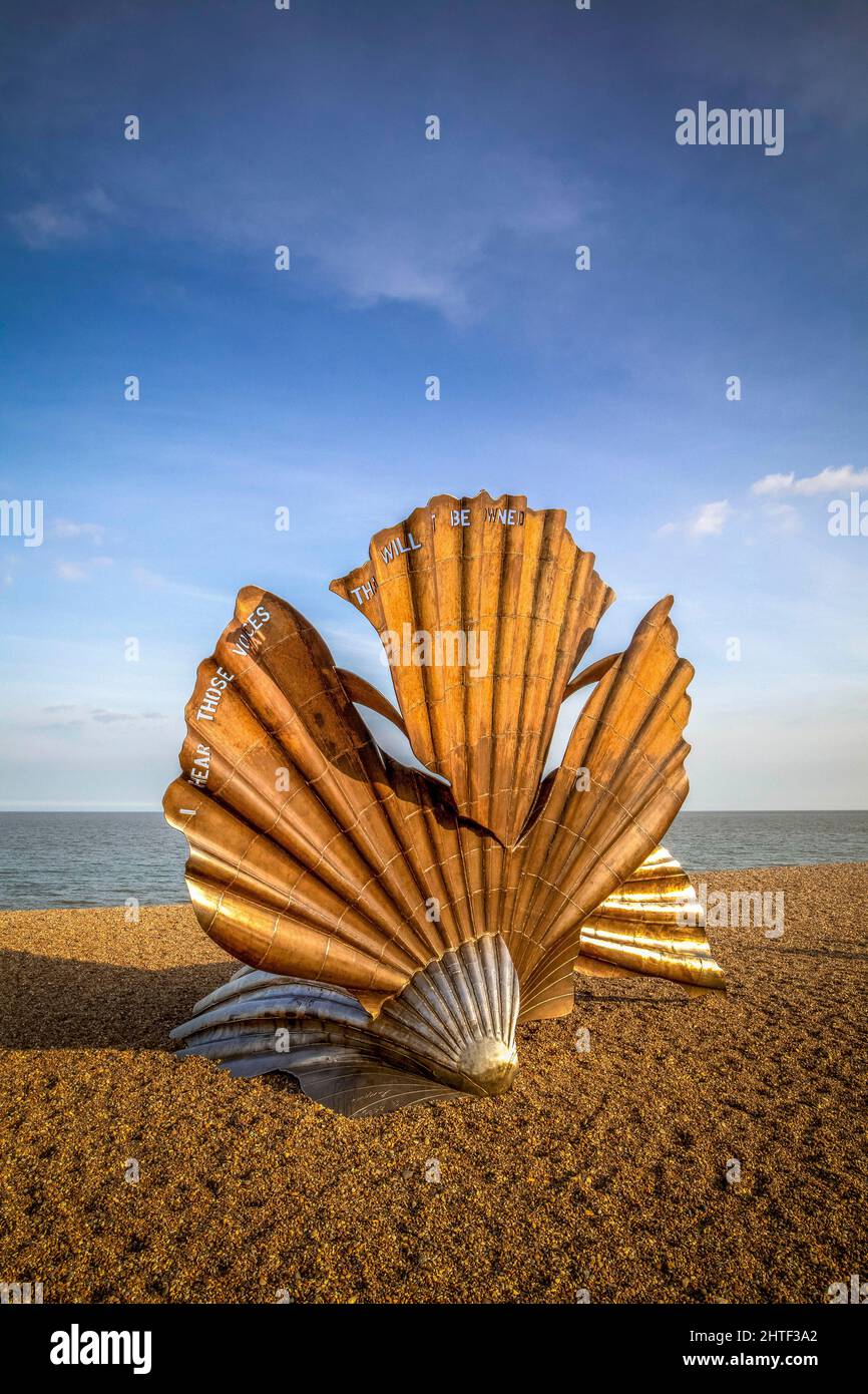 The Scallop sculpture by local artist Maggi Hambling, on the beach at Aldeburgh, Suffolk, England UK - A tribute to composer Benjamin Britten Stock Photo