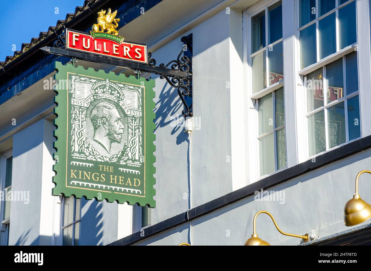 The Kings Head is a Fuller's pub in Earl's Court, London, UK Stock Photo
