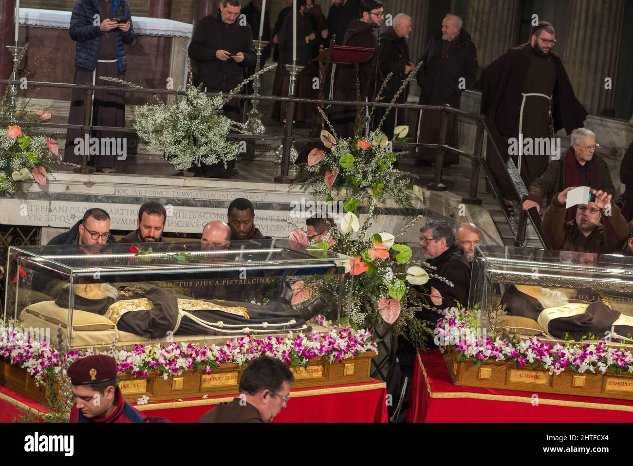 Rome Italy 03 02 2016 Faithful Venerate The Mortal Remains Of Padre Pio Of Pietrelcina In The