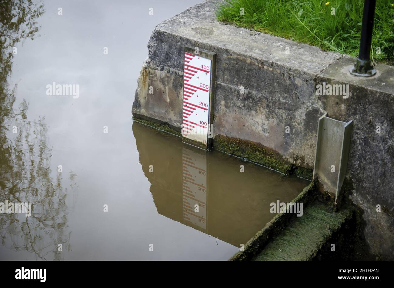 Water level gauge in Trent and Mersey canal, StokeonTrent