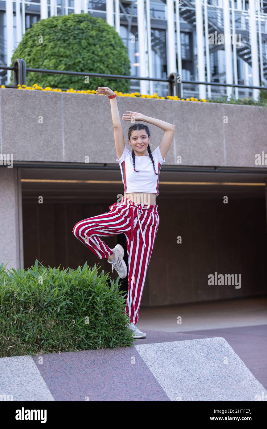 young girl performing urban dance Stock Photo - Alamy