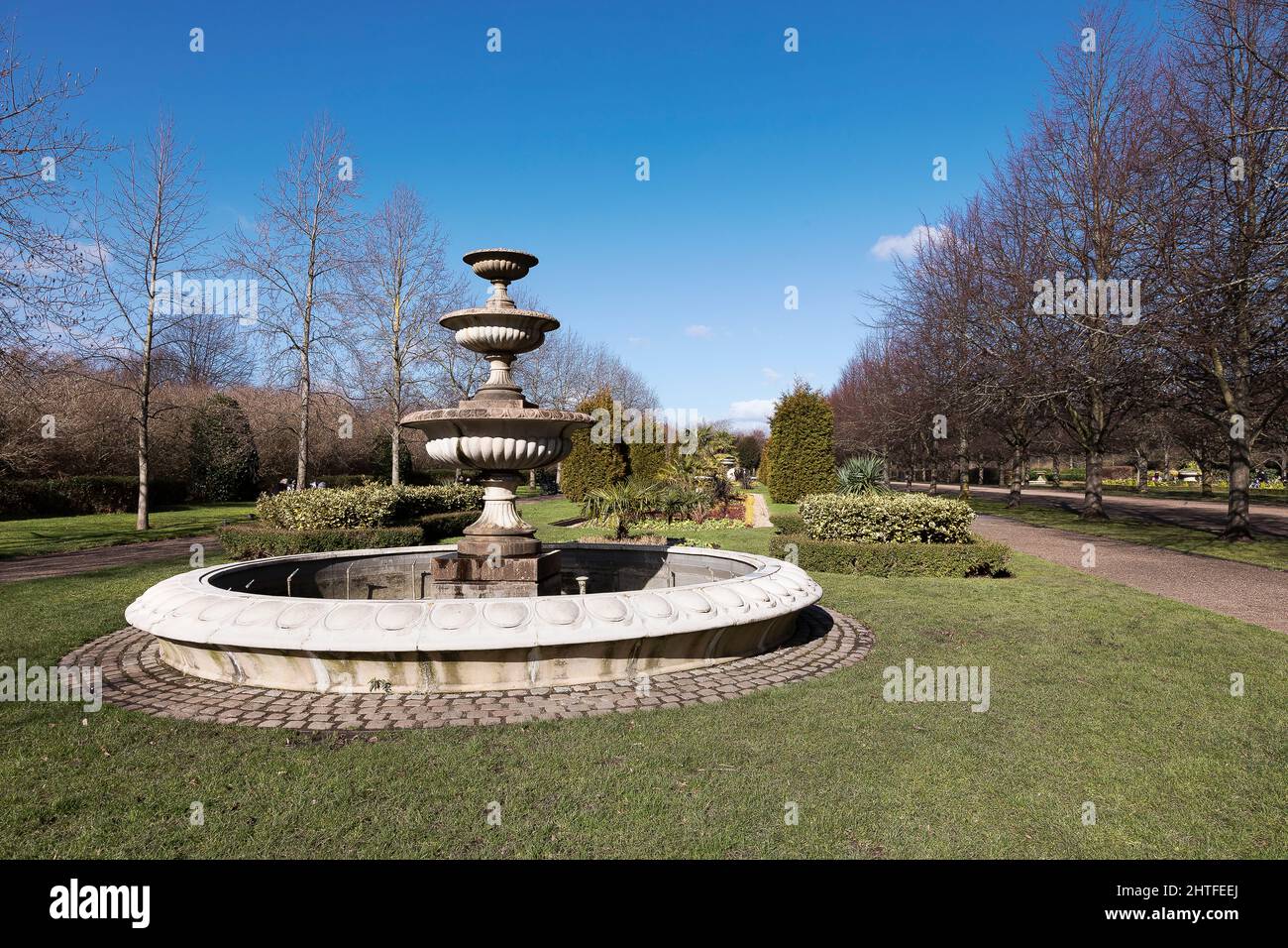 Fountain in the Avenue Gardens section of Regent's Park, London Stock