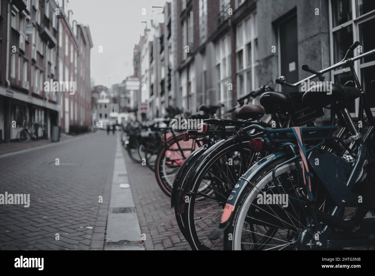 Bicicletas aparcadas en Ãmsterdam Stock Photo