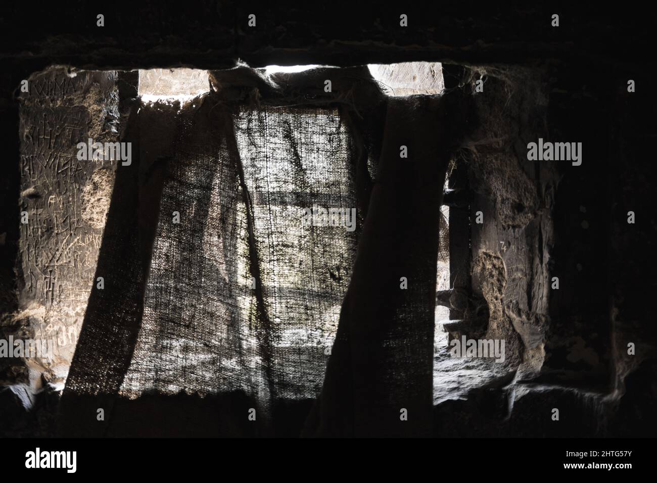 Covered with canvas hires stock photography and images Alamy