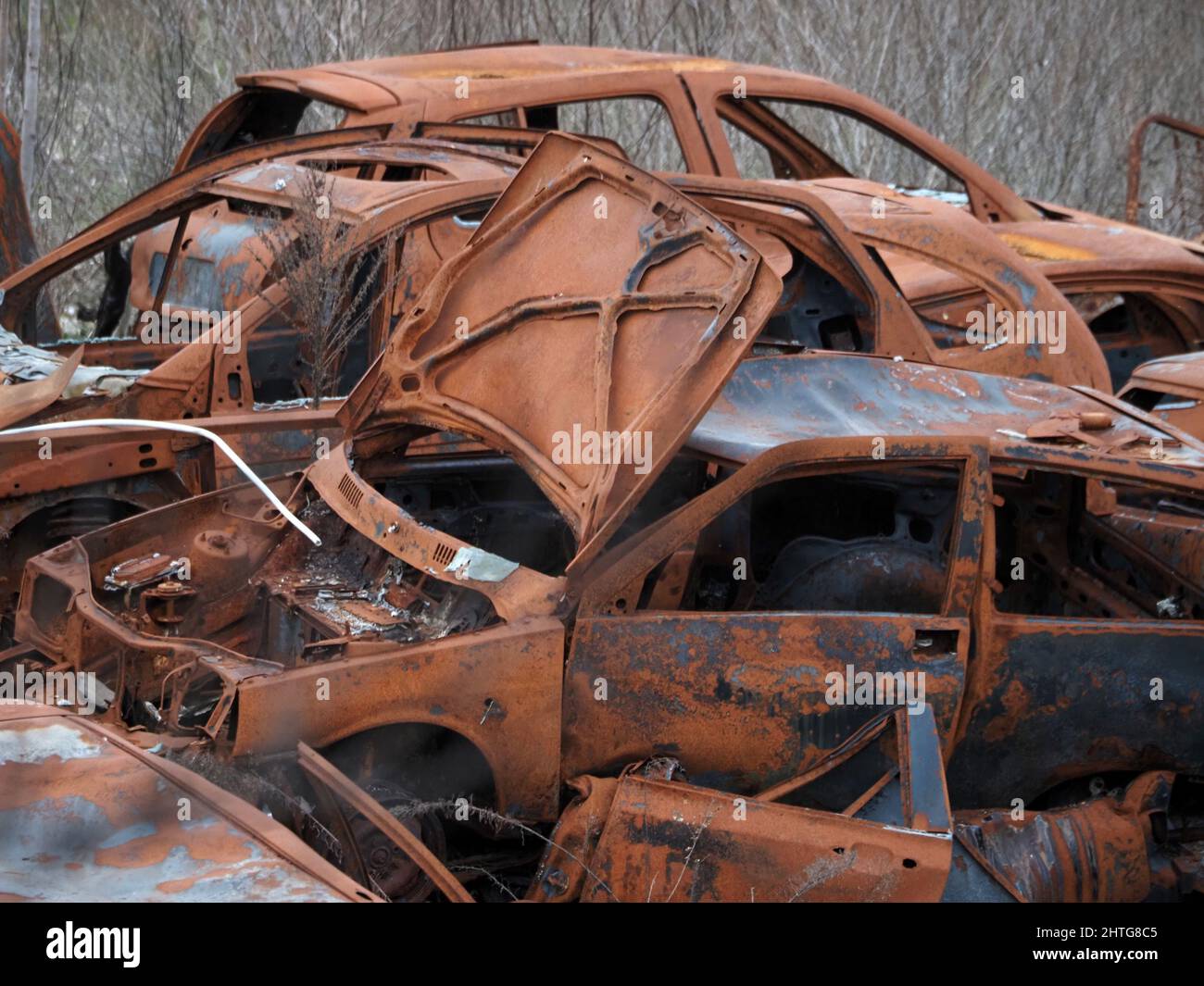 Junkyard view hi-res stock photography and images - Alamy