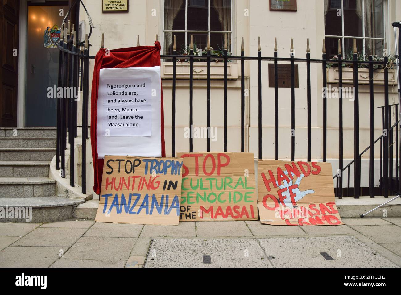 London, UK. 28th February 2022. Activists gathered outside the Tanzania High Commission in London in protest against the planned eviction of 167000 Maasai people from Ngorongoro and Loliondo to make space for trophy hunting and elite tourism. Credit: Vuk Valcic/Alamy Live News Stock Photo