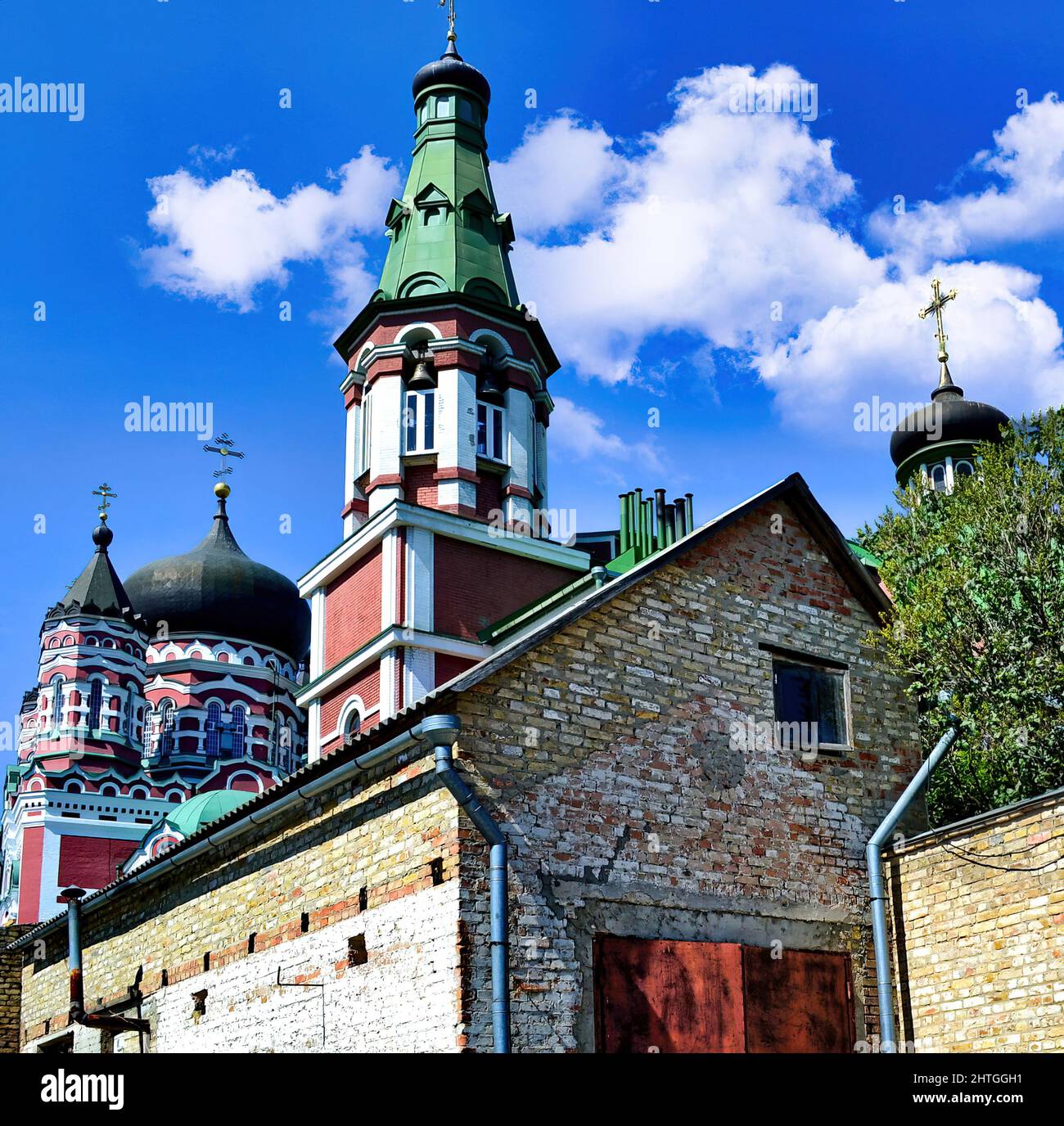 Catedral de san pantaleón hires stock photography and images Alamy