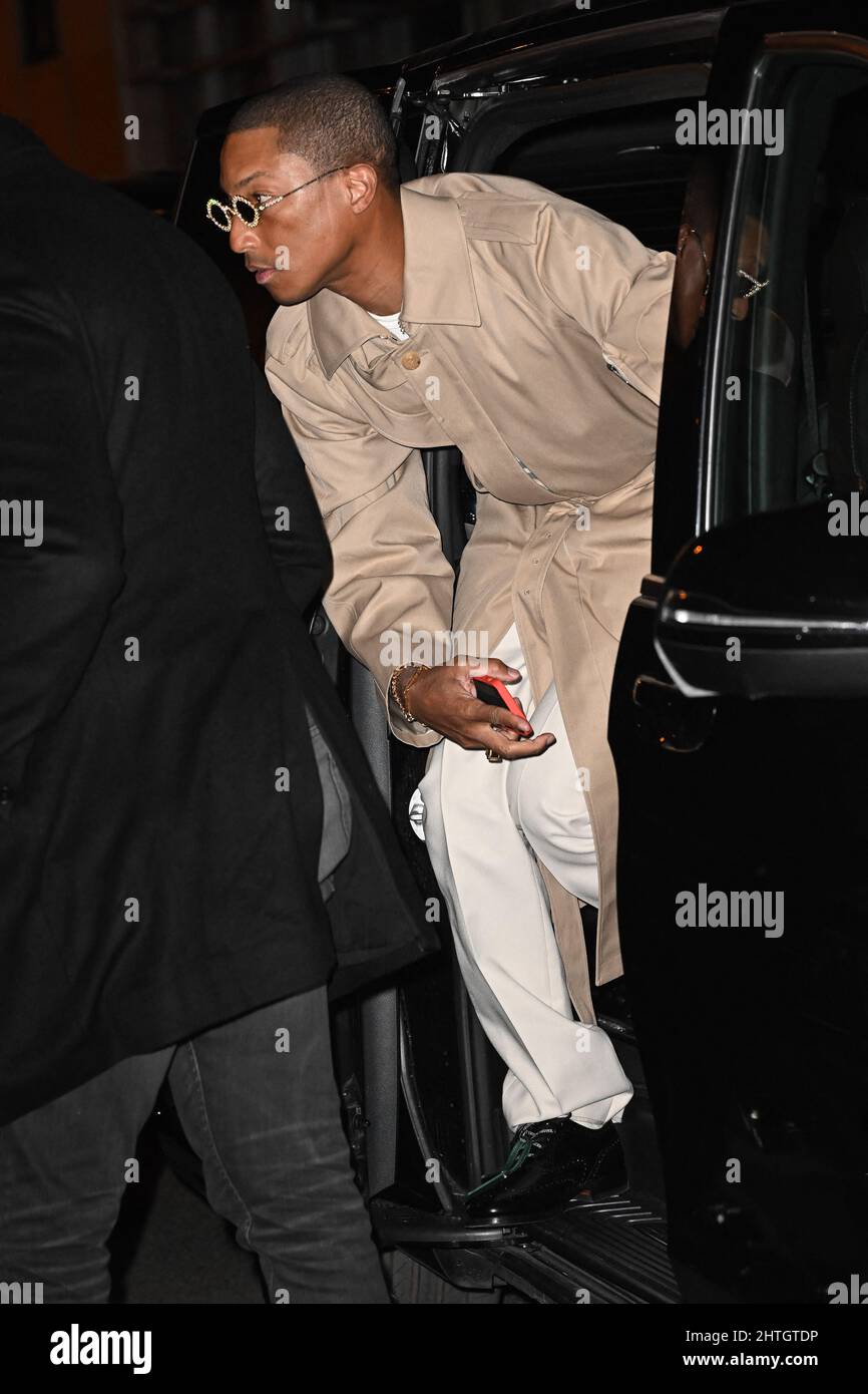 Pharrell Williams at Louis Vuitton Fall 2023 Ready To Wear Runway  Fotografía de noticias - Getty Images