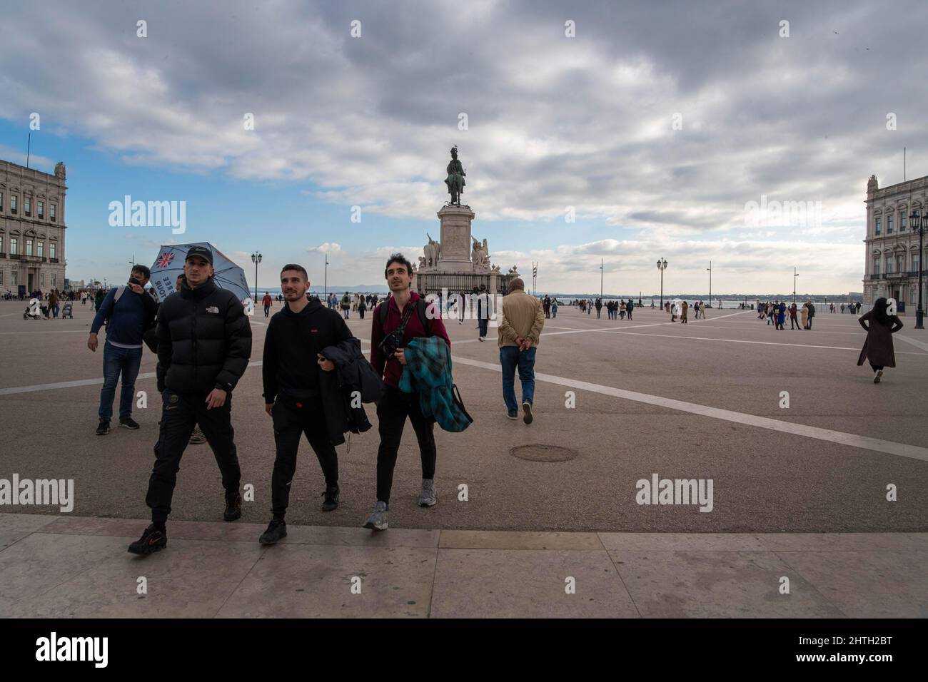 Lisbon, Portugal. 17th Feb, 2022. Tourists are seen walking around the historic area of Praça de Comercio. According to the General Health Direction (DGS), Portugal has recorded a total of 2,795,830 cases of COVID-19 since the beginning of the pandemic. At least 20,077 patients have died, while 155 still remain in intensive care units. (Credit Image: © Jorge Castellanos/SOPA Images via ZUMA Press Wire) Stock Photo
