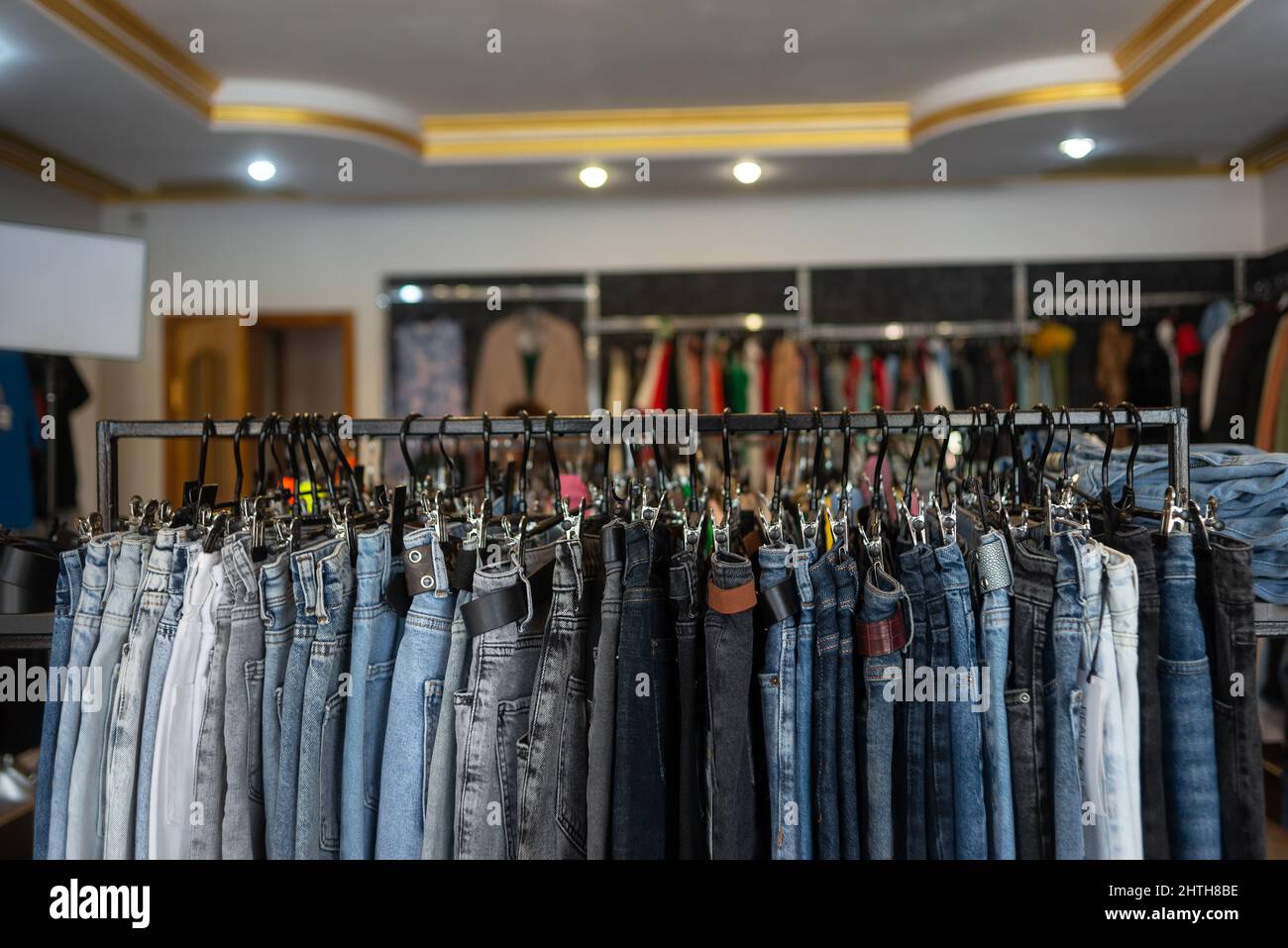 Jeans Shop Hi-res Stock Photography And Images Alamy, 47% OFF
