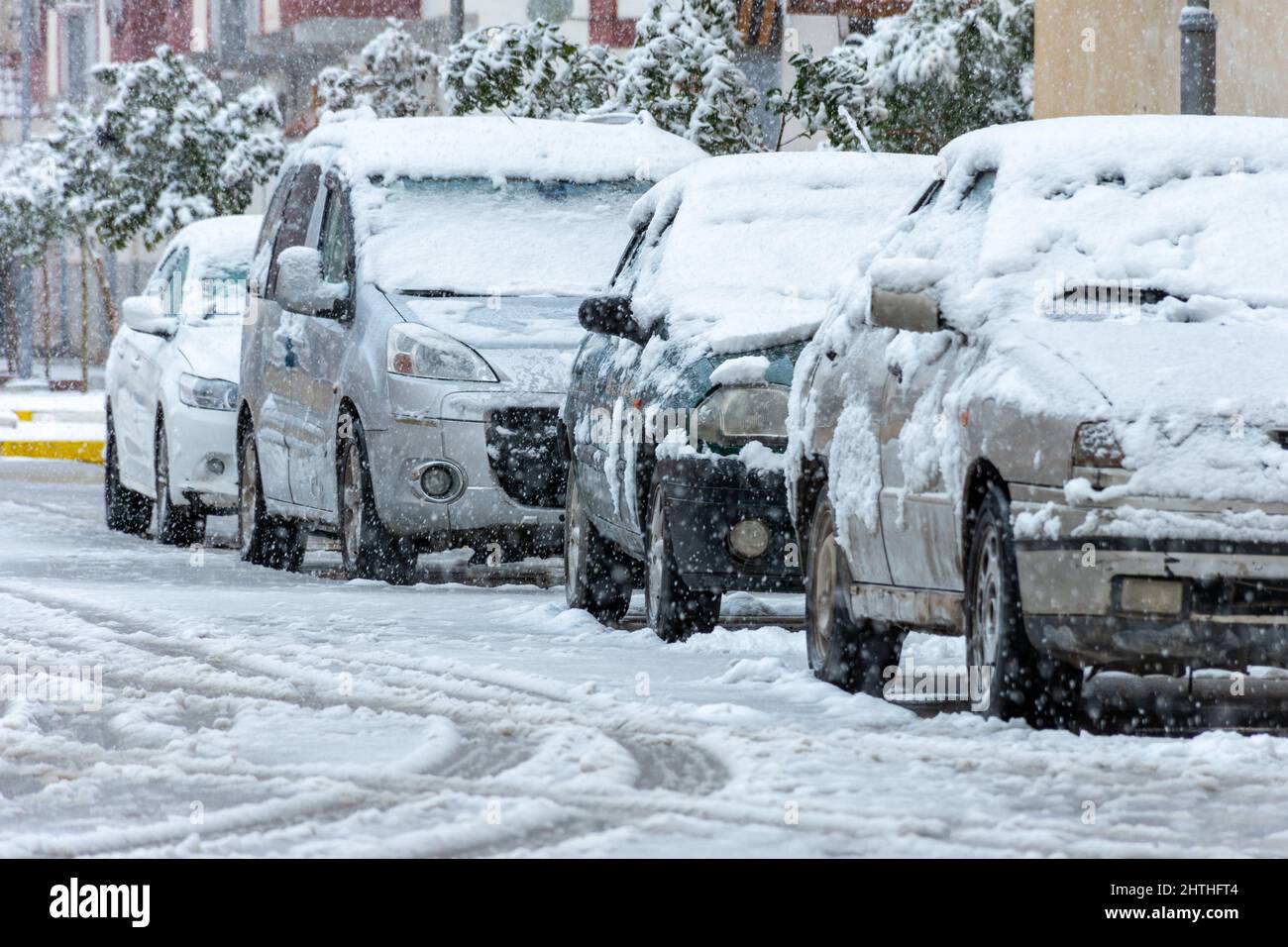 Low angle snow street hi-res stock photography and images - Alamy