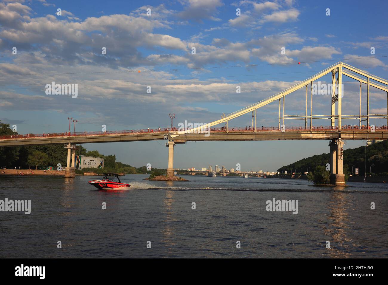 Ukraine, Stadt Kiew, Bruecke ueber den Fluss Dnepr Stock Photo