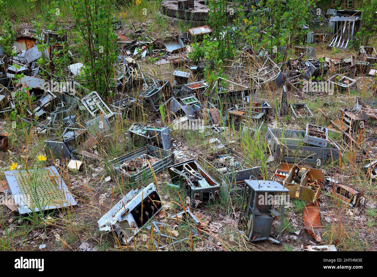Ukraine, Sperrzone, Pripjat, in der unbewohnbaren 30-Kilometer-Zone um das Kraftwerk von Tschernobyl und der Arbeitersiedlung Pripjat, Alteisen Stock Photo