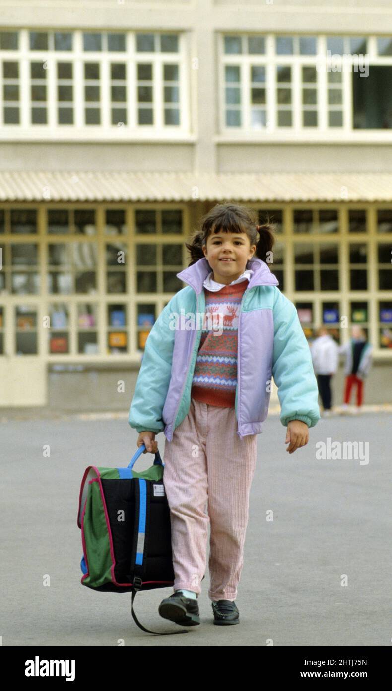 Ecole primaire hires stock photography and images Alamy