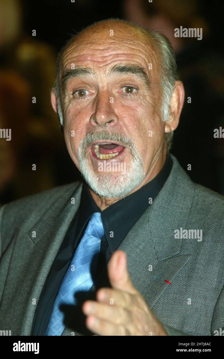 Sean Connery at the London premiere of his new film LEAGUE OF GENTLEMEN 29th Sept 2003 Stock Photo