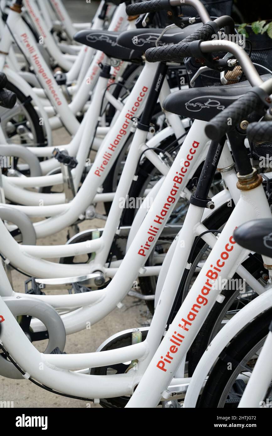 Bicycles for hire, The Pirelli Hangar 