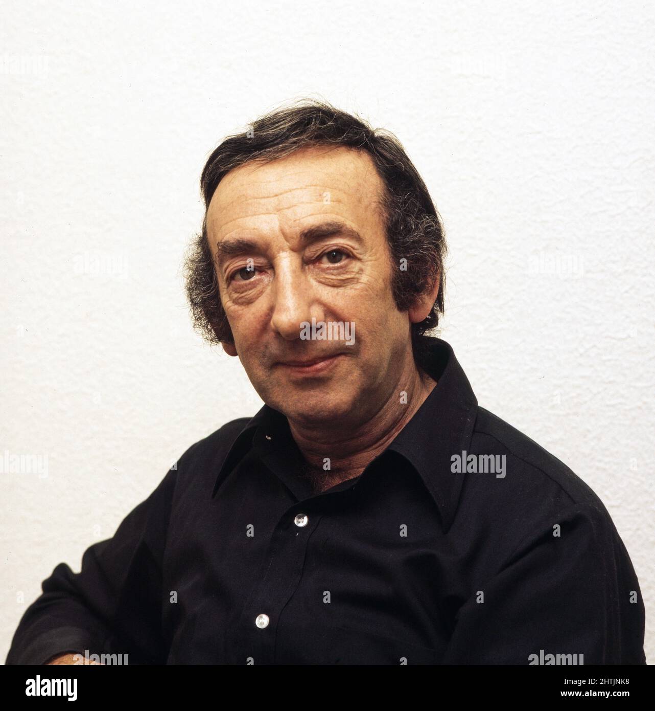 Stanley Black, bürgerlich Solomon Schwartz, britischer Komponist, Filmkomponist, Bandleader, Dirigent und Orchesterleiter, Deutschland um 1974. Stock Photo