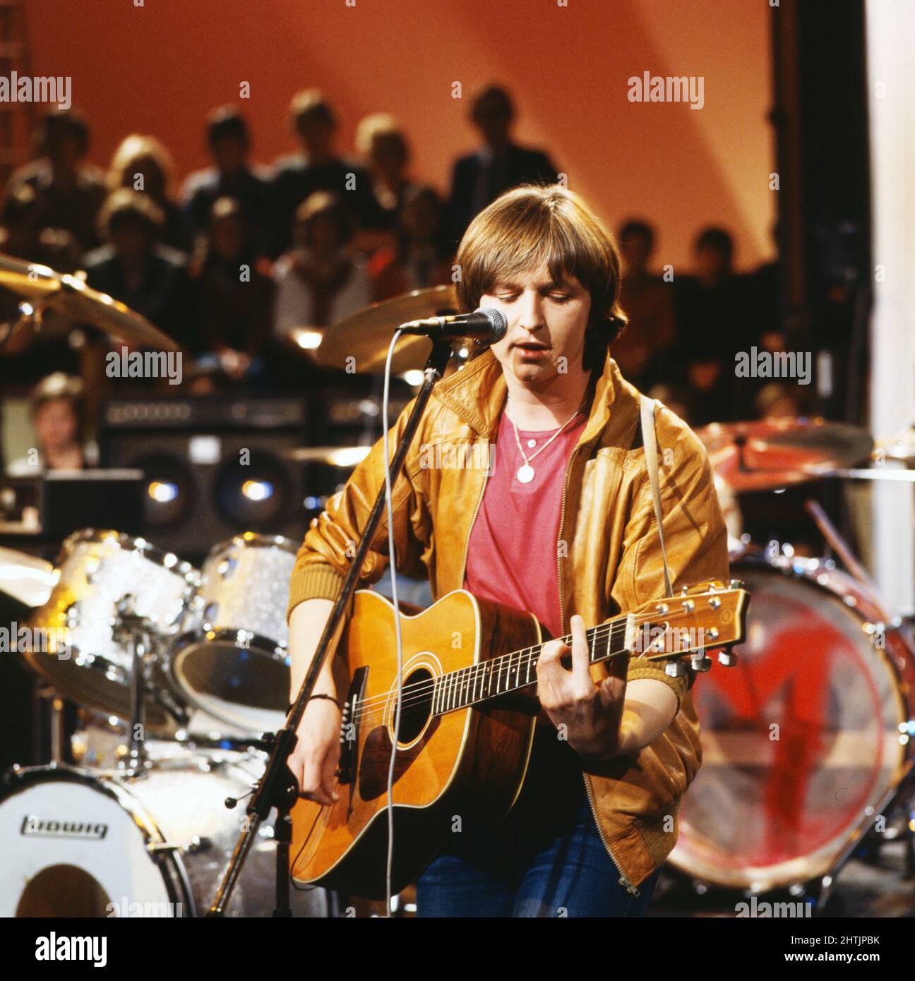 Wolfgang Michels, deutscher Musiker, und Komponist, bei einem Auftritt