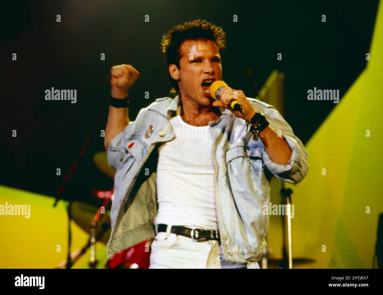 Corey Hart, kanadischer Pop und Rocksänger, bei einem Auftritt in