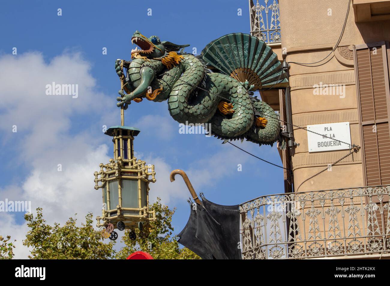 BARCELONA, SPAIN - OCTOBER 4, 2019 Chinese dragon, Casa Bruno Cuadros on Las Ramblas Stock Photo