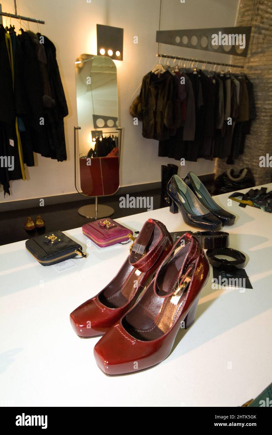 Rome shoe shopping hires stock photography and images Alamy