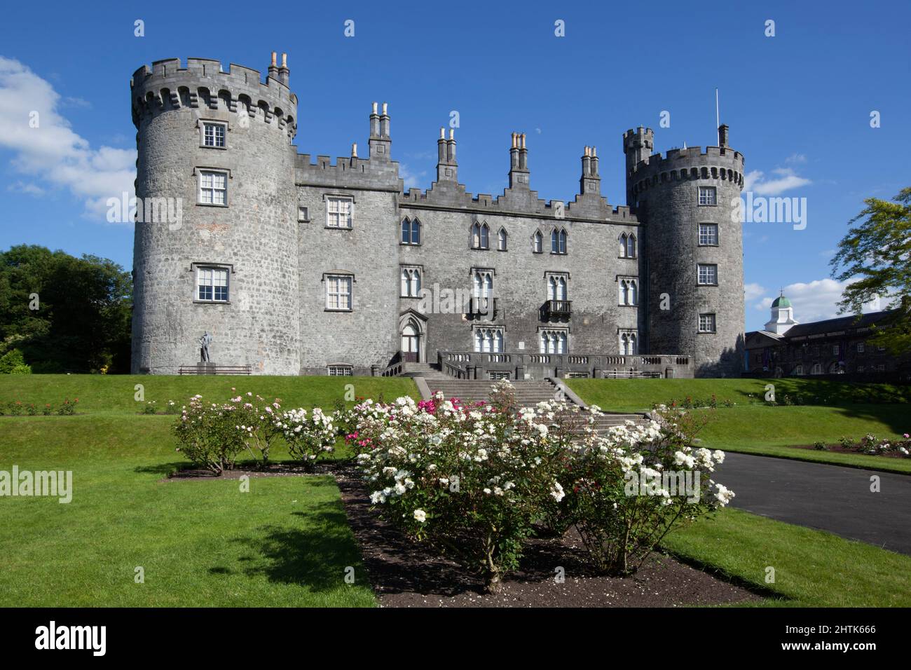 Kilkenny castle gardens hi-res stock photography and images - Alamy