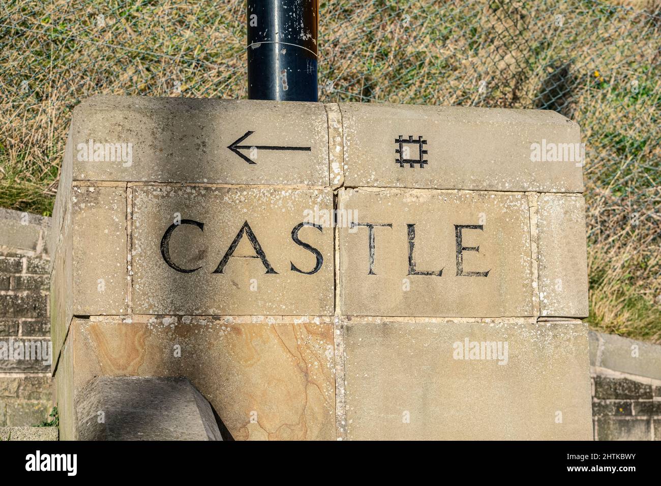 Sign pointing to Scarborough Castle, North Yorkshire, UK Stock Photo