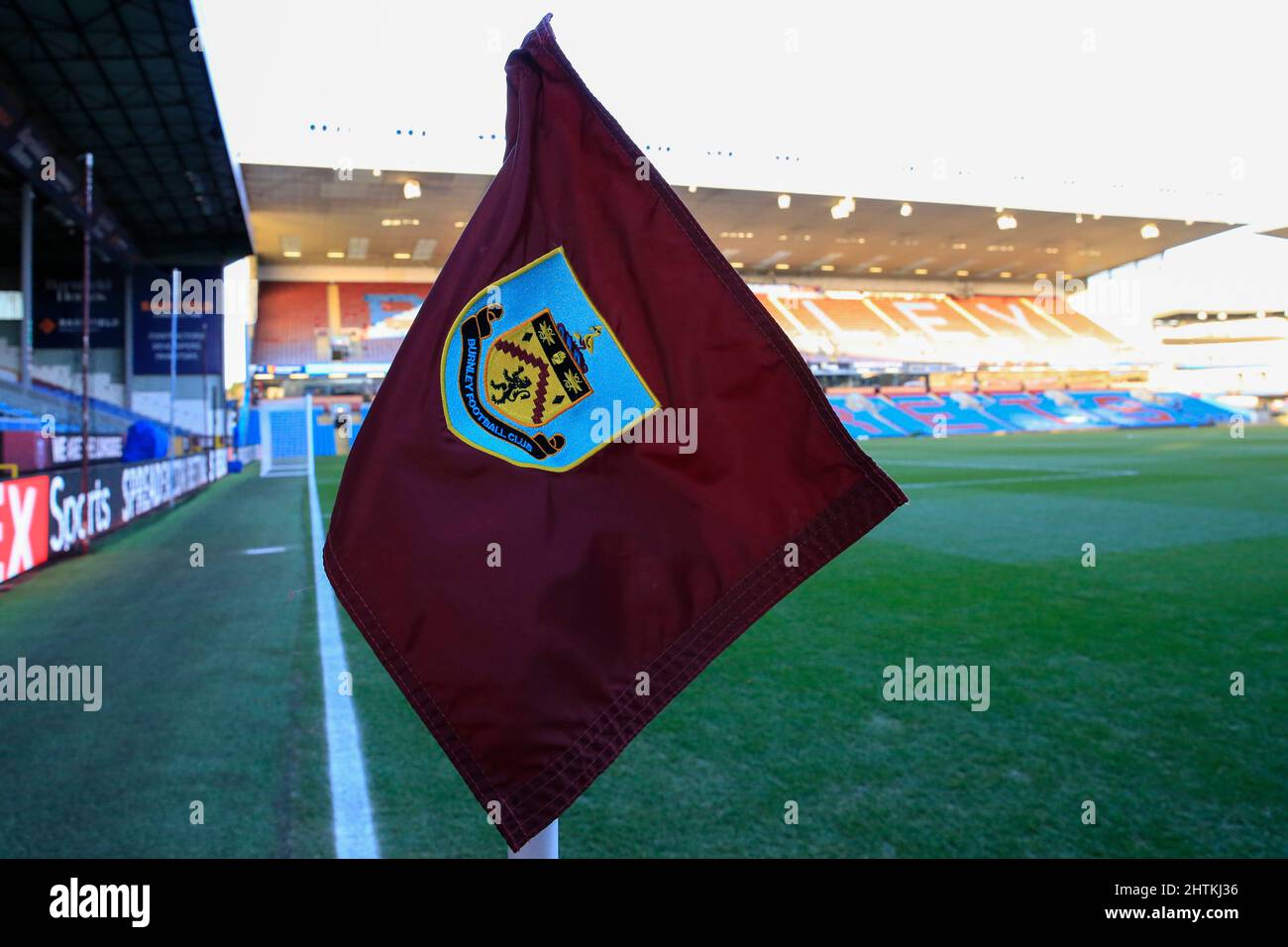 Corner flag at Turf Moor Stock Photo Alamy