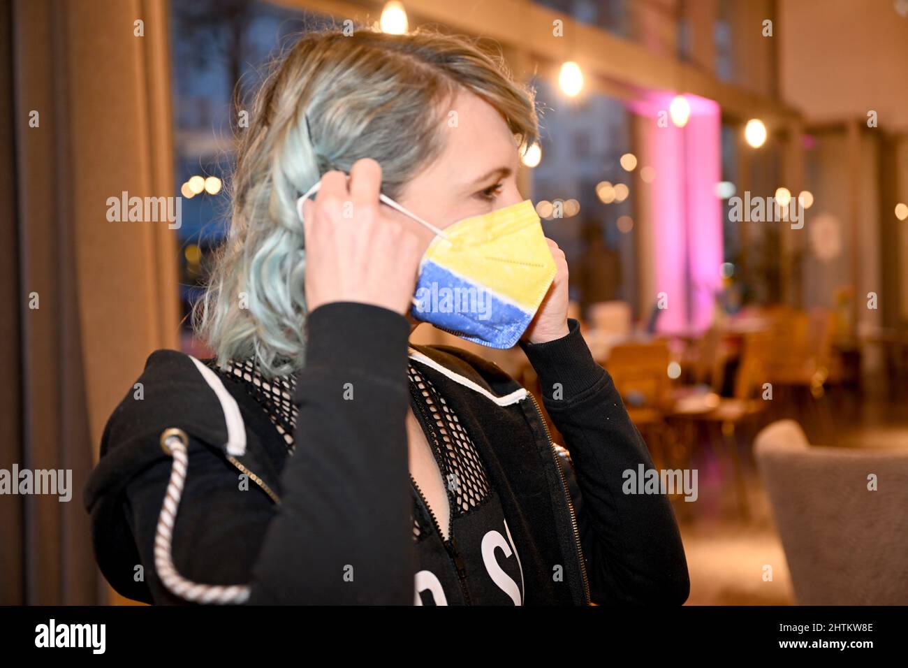 Page 2 Song Lyrics High Resolution Stock Photography And Images Alamy