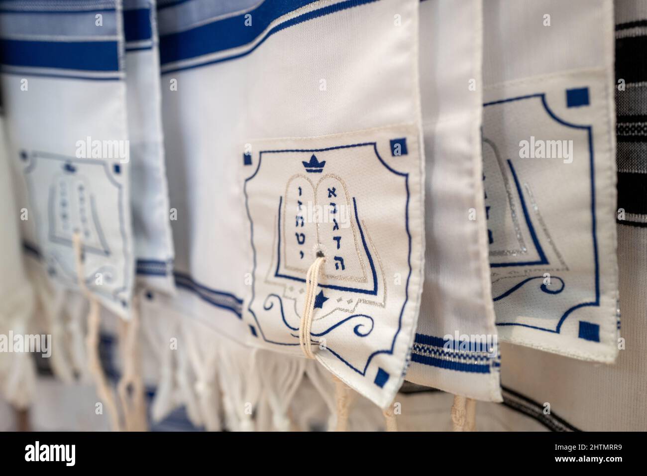 Talid Tallit jewish prayer shawls hanging hi-res stock photography and images ...