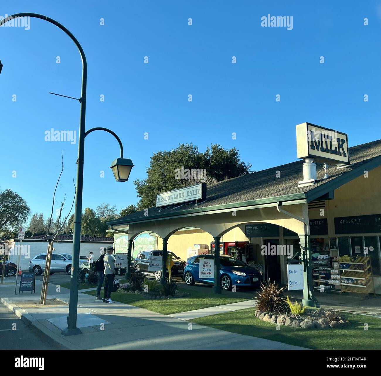 Drive through dairy and ice cream shop, Meadowlark Dairy, a classic