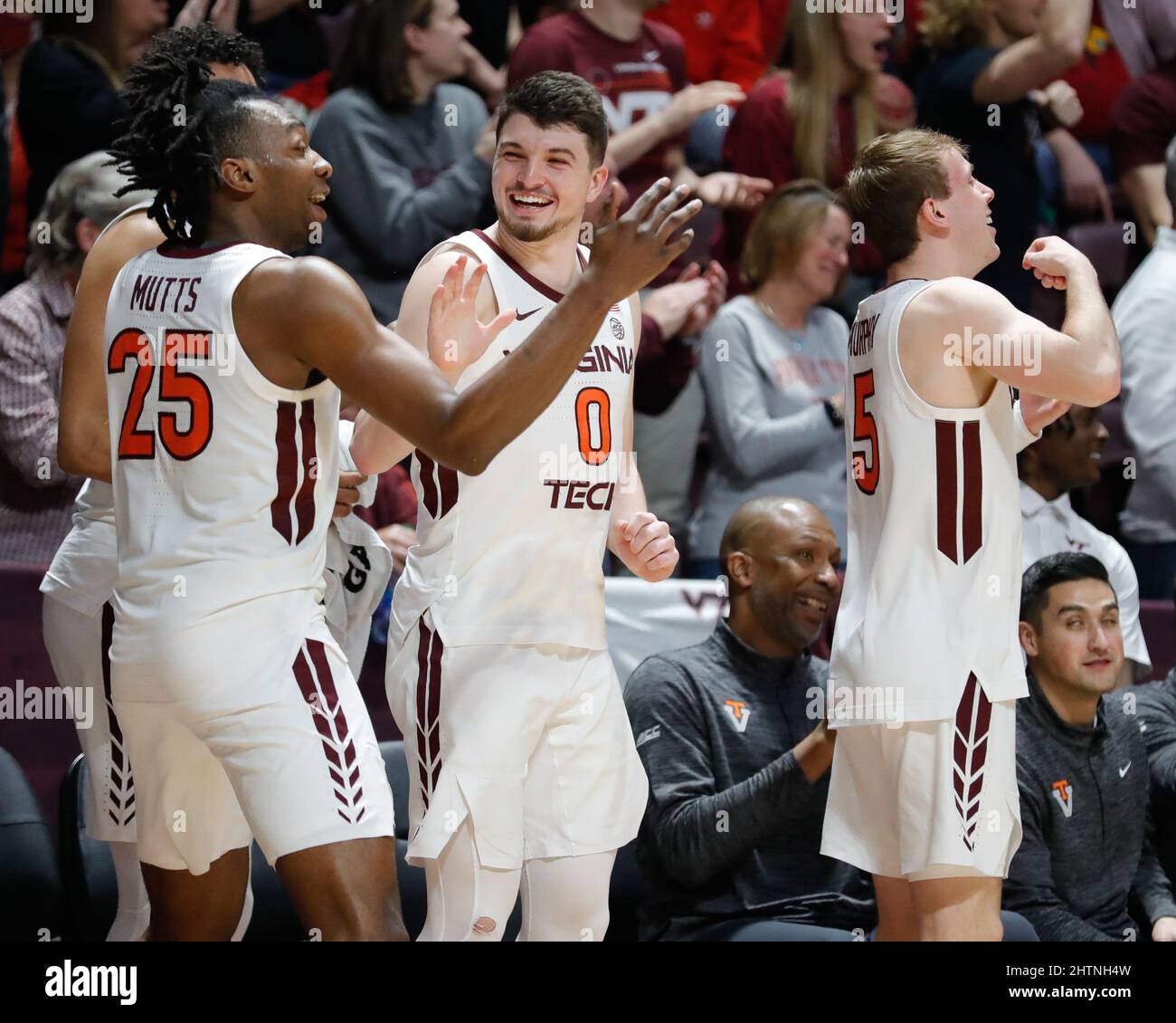 Blacksburg, Virginia, USA. 1st Mar, 2022. Louisville Cardinals