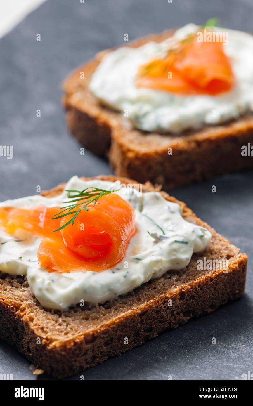 whole grain bread with dill spread and smoked salmon Stock Photo Alamy