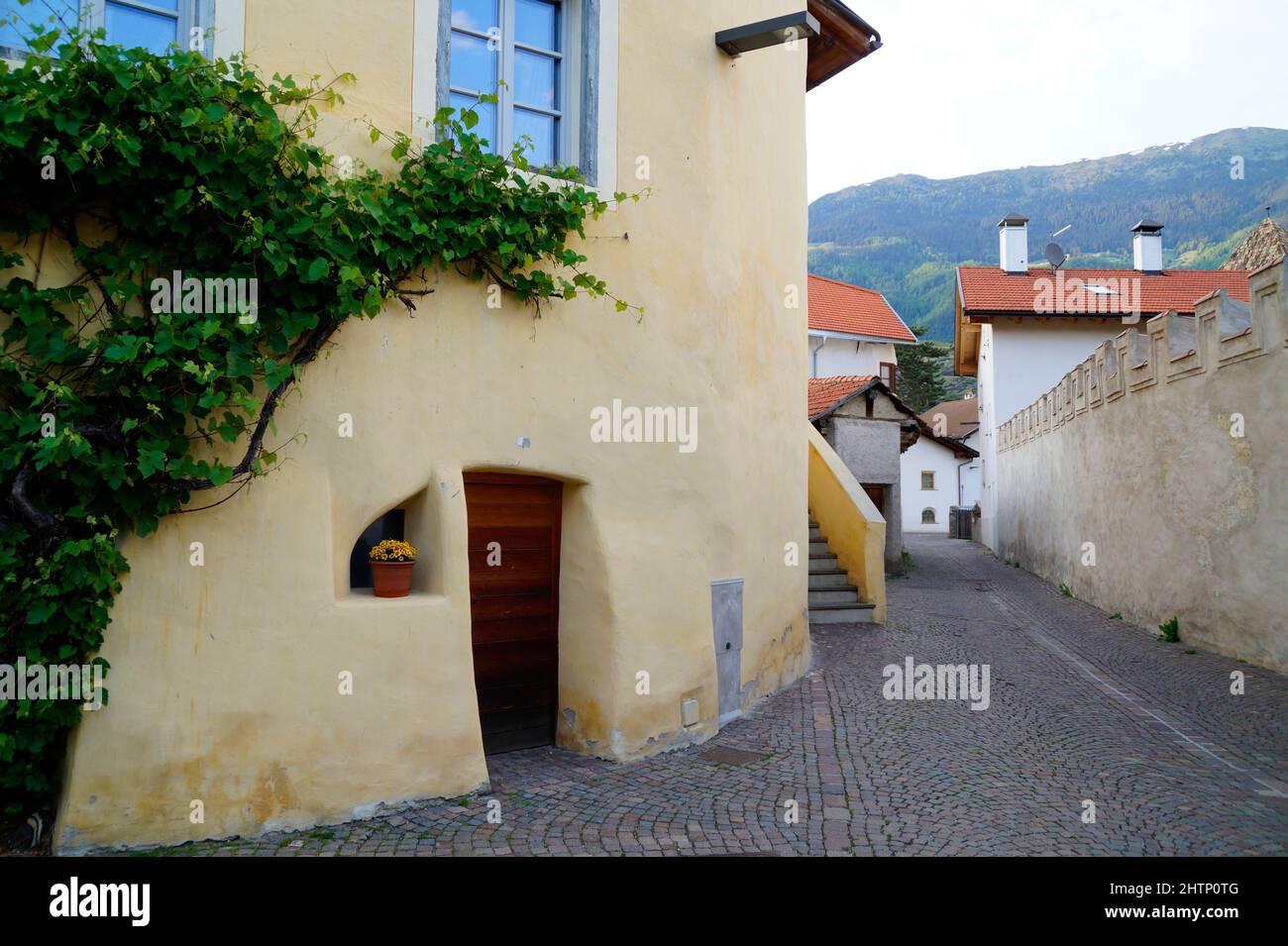 Quaint narrow old streets of Glurns (Glorenza, Vinschgau or Vintschgau, South Tyrol, Italy) Stock Photo