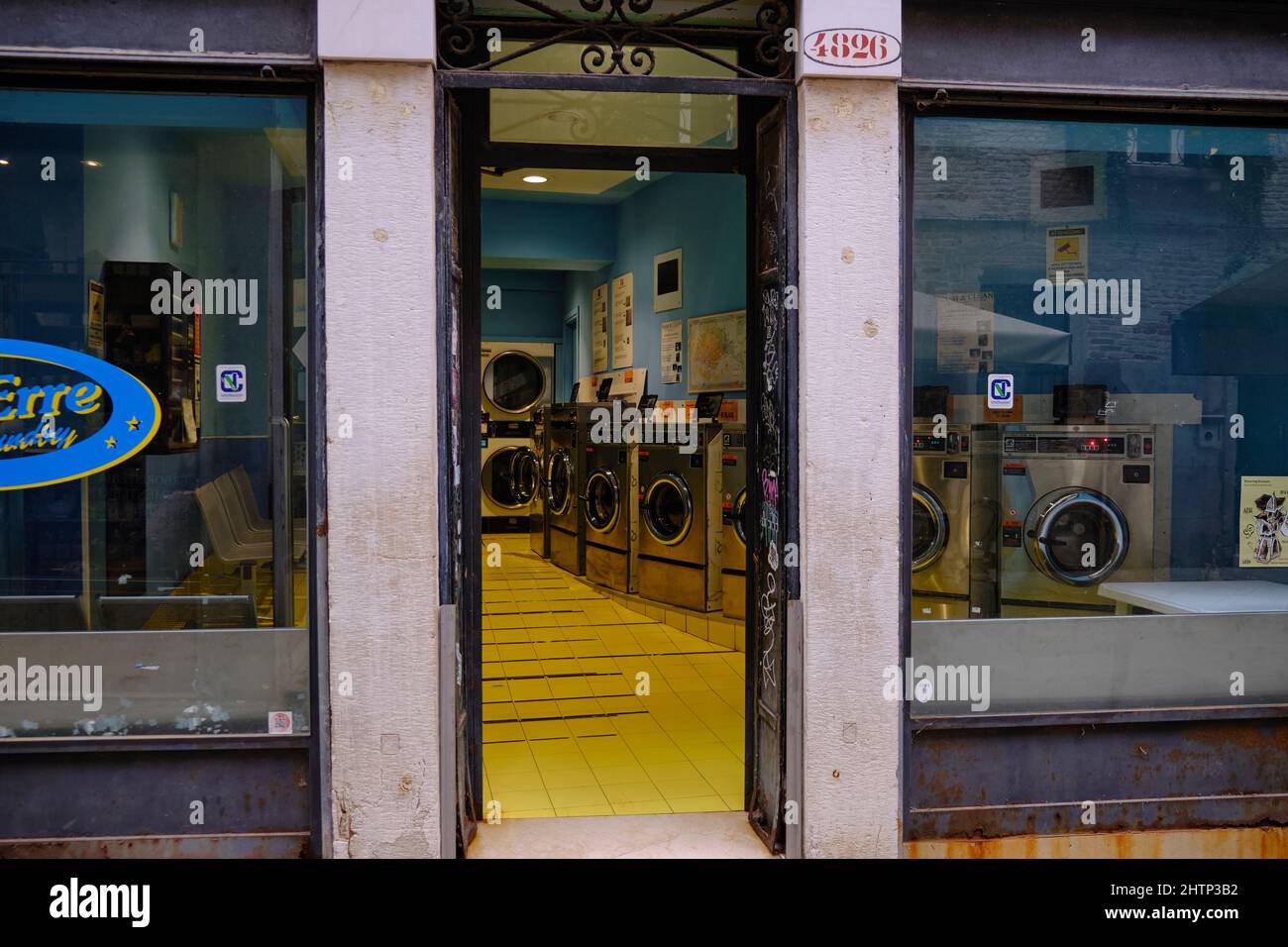 Modern Laundromat in Venice side street Stock Photo