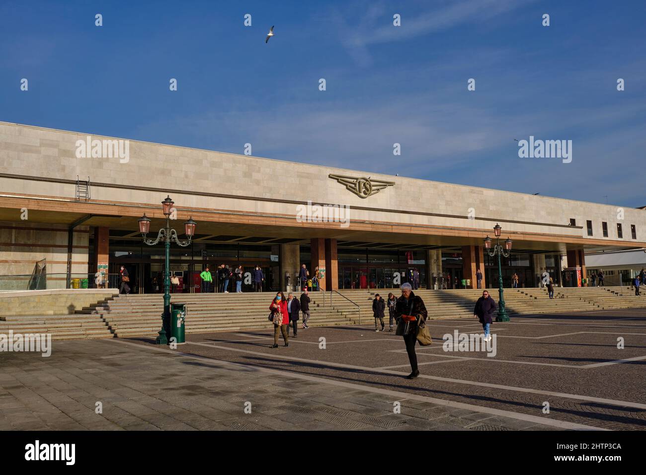 exterior of train station in Venice Stock Photo Alamy