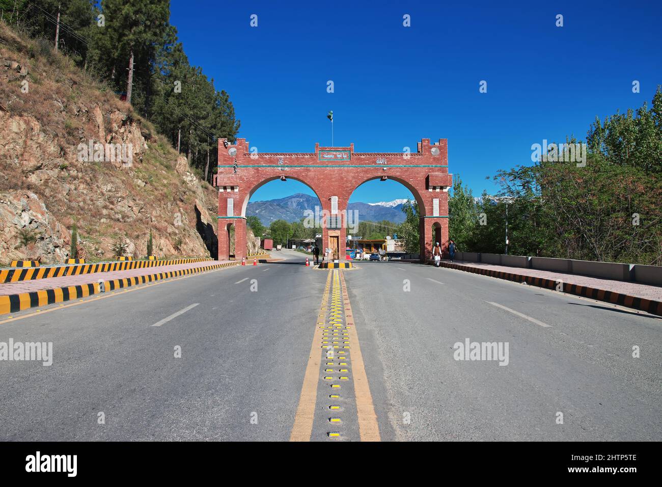 Pakistan Rohaid The road in Swat valley of Himalayas, Pakistan Stock Photo - Alamy