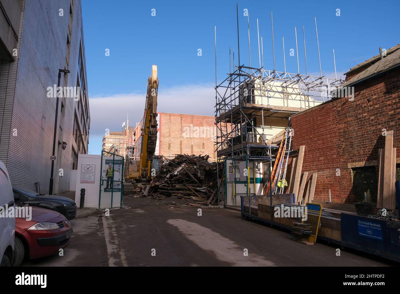 The Yorkshireman pub on Burgess Street in Sheffield being demolished to make way for new developments Stock Photo