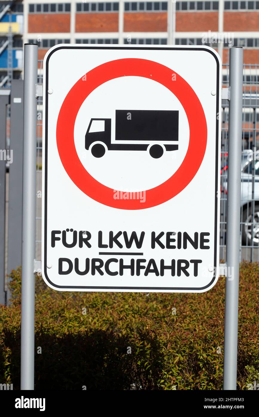 Verkehrsschild, Durchfahrverbot für LKW, Deutschland, Europa Stock Photo