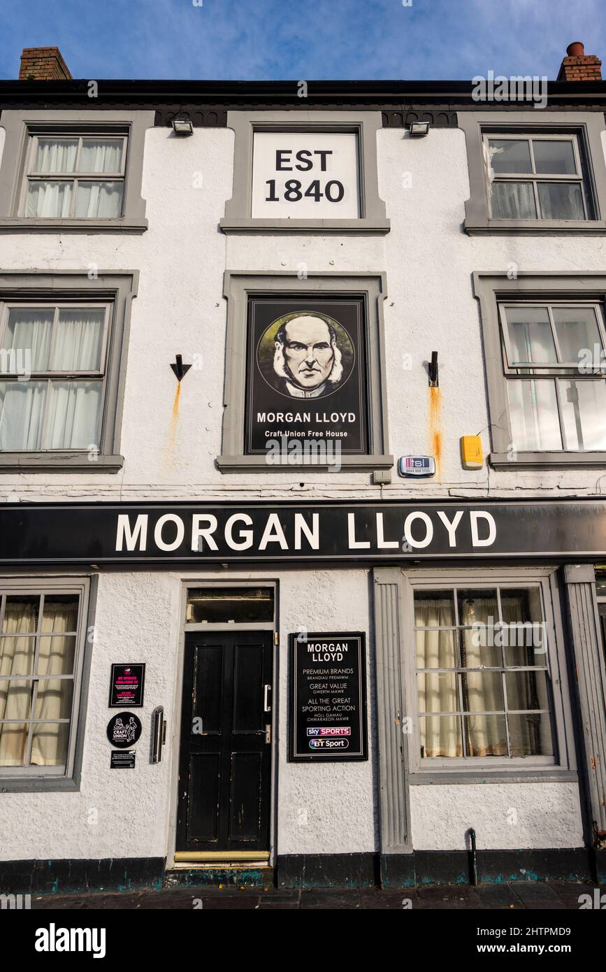 Lloyd pub, Caernarfon, Gwynedd, Wales, UK Stock Photo Alamy