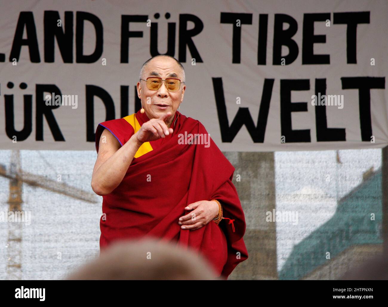 Dalai Lama - Solidaritaetskundgebung fuer Tibet und den Dala Lama, Platz vor dem Brandenburger Tor, 19. Mai 2008, Berlin-Tiergarten (nur fuer redaktio Stock Photo