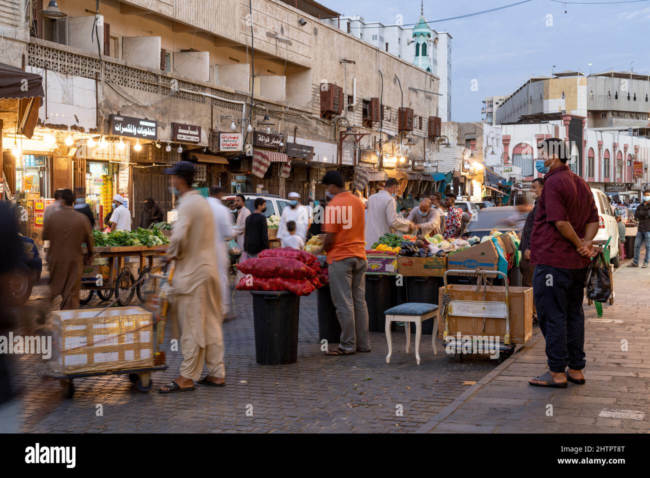 fruit and vegetable market in the old town Jeddah, Saudi Arabia. (CTK
