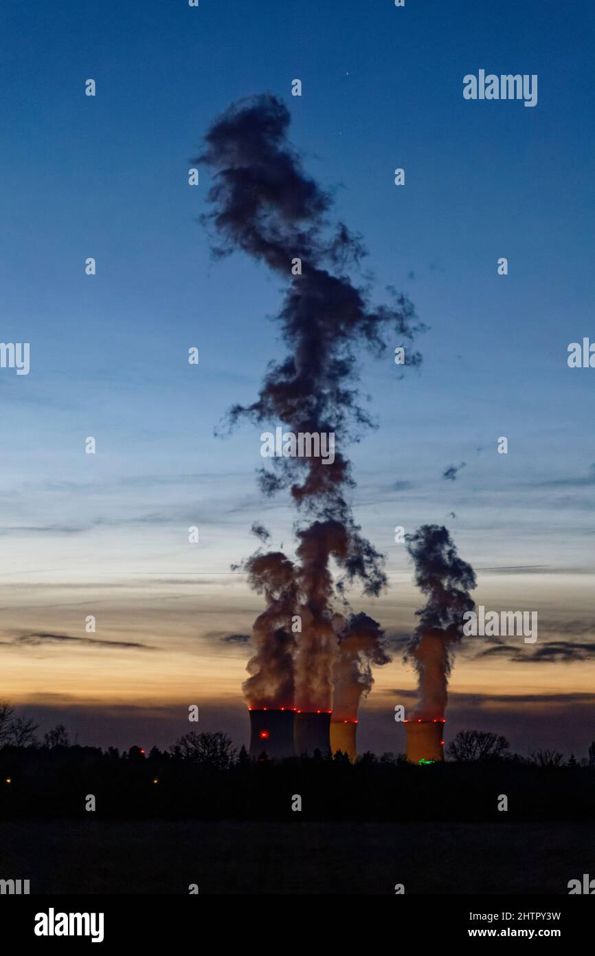 DampierreenBurly, France. 28th Feb, 2022. Night view of the cooling towers of the nuclear