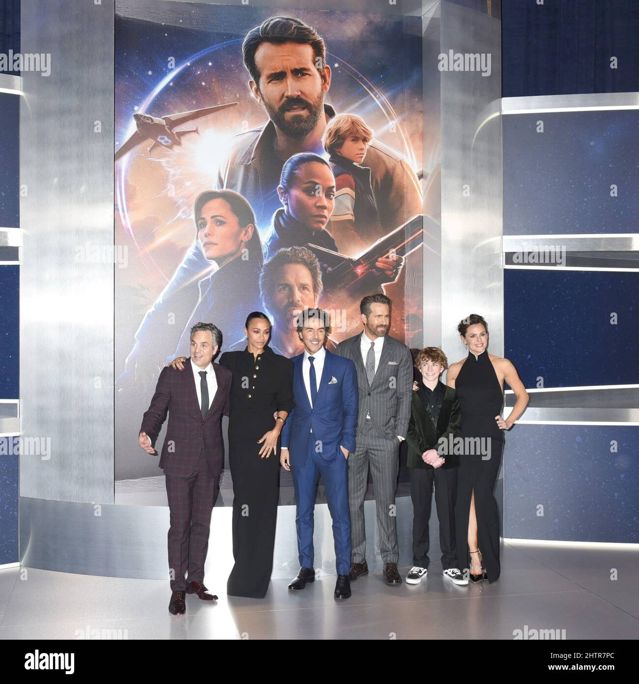 28 February 2022 New York, New York Mark Ruffalo, Zoe Saldana