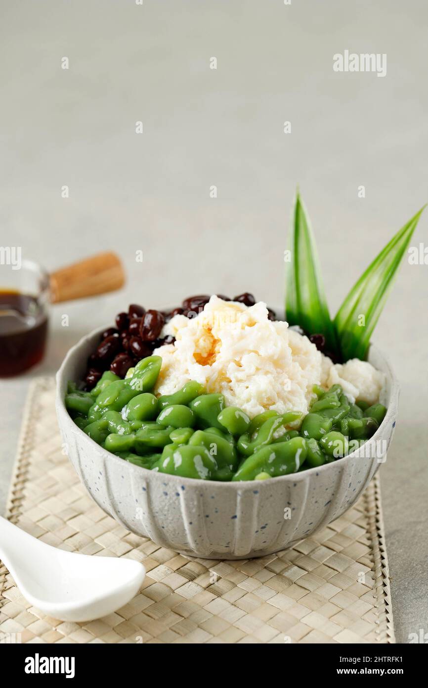 Malaysian Desserts Called Cendol. Cendol is Made From Crushed Ice Cubes, Red Bean. Stock Photo
