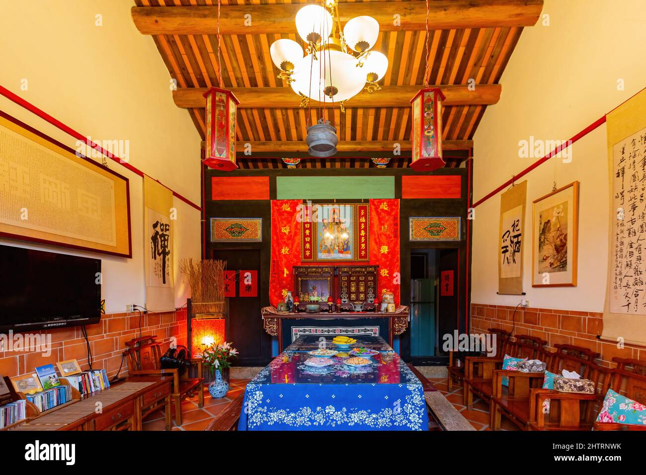 Traditional worship hi-res stock photography and images - Alamy