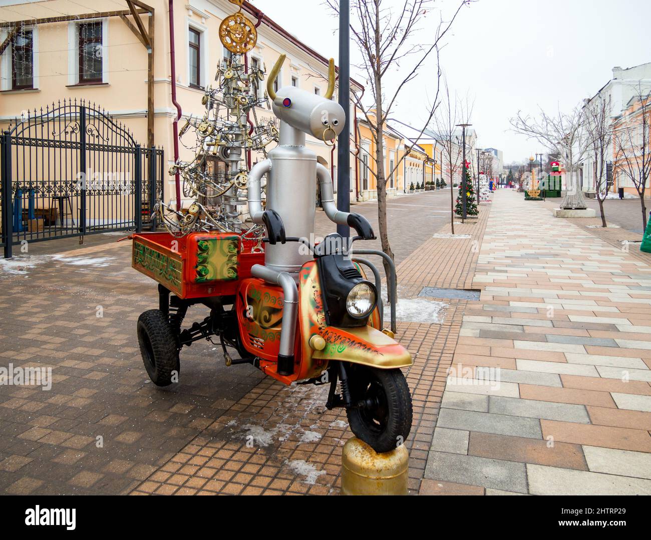 Tula, Russia - January 04, 2021: Motor scooter with a Christmas tree and  bulls from gas cylinders. Festival of creative Christmas trees on  Metallistov Stock Photo - Alamy